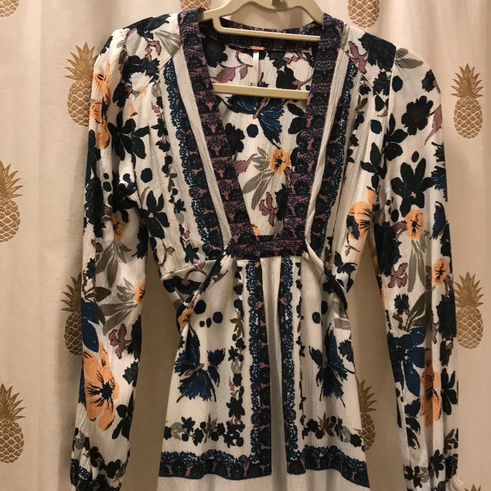 Free people low cut peasant top